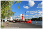 Юргорден. Красный "кораблик" - это плавучий маяк Lightship Finngrundet, построенный в 1903 г. Сейчас это музей.